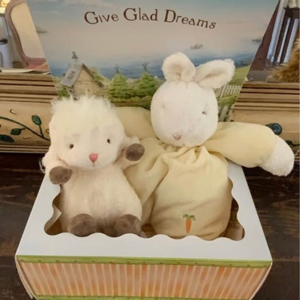Bunnies By The Bay Baby Gift Set w/ Box Plush Bunny & Lamb NWT